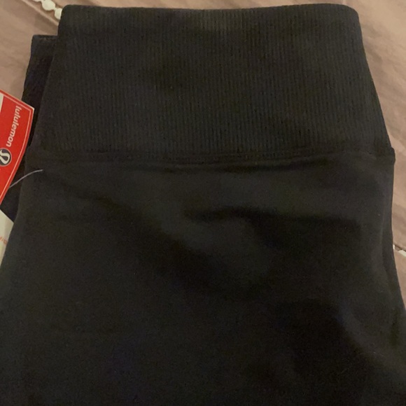 NWT vintage lululemon clam digger size 4 - Picture 3 of 4